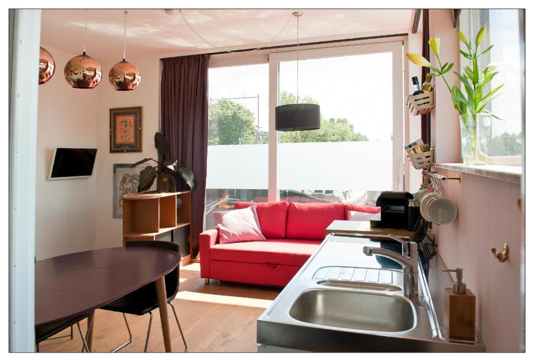 Private Guesthouse Bnb The Waterhouse Houseboat อัมสเตอร์ดัม ภายนอก รูปภาพ