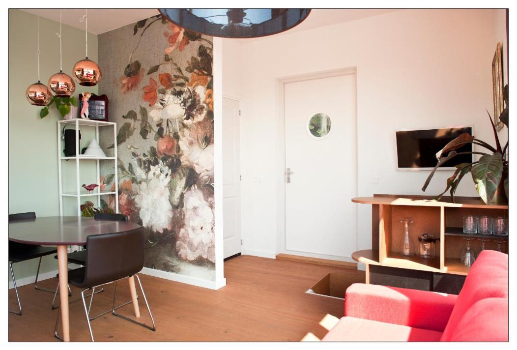 Private Guesthouse Bnb The Waterhouse Houseboat อัมสเตอร์ดัม ภายนอก รูปภาพ