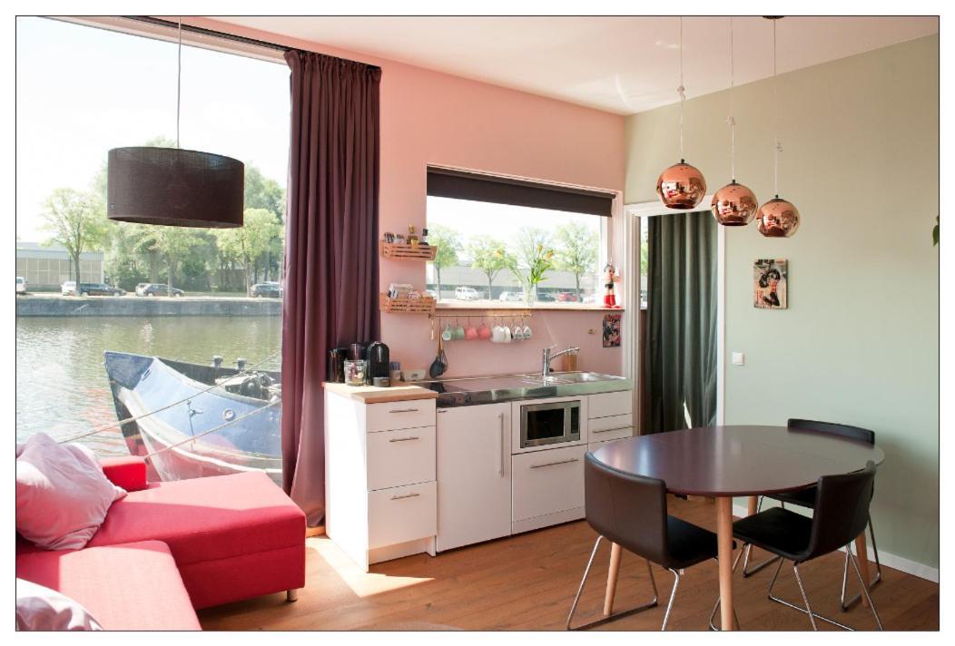 Private Guesthouse Bnb The Waterhouse Houseboat อัมสเตอร์ดัม ภายนอก รูปภาพ